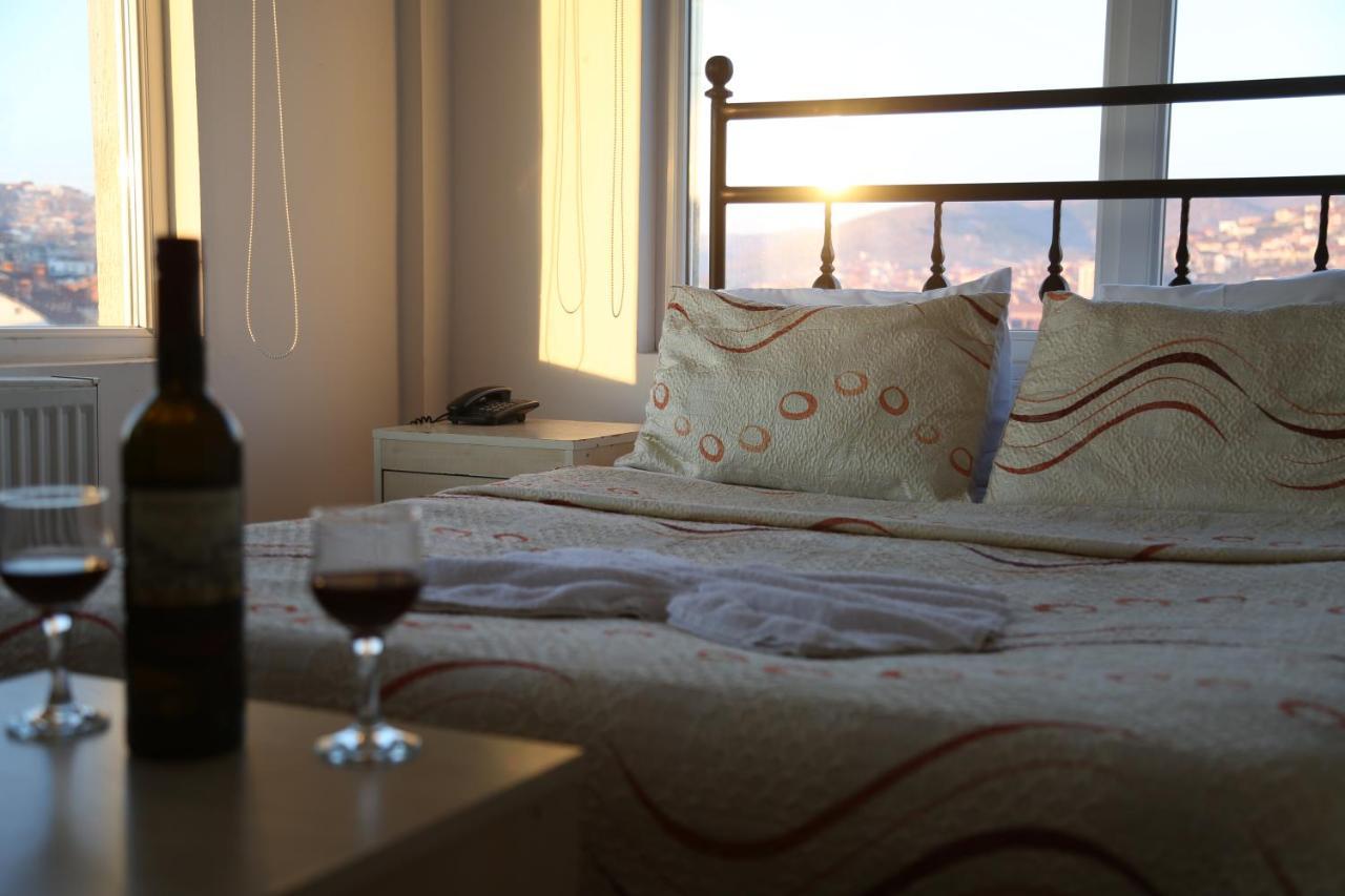 Hotel Sara & Spa Prishtinë Luaran gambar