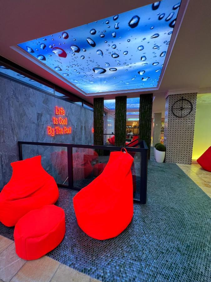 Hotel Sara & Spa Prishtinë Luaran gambar