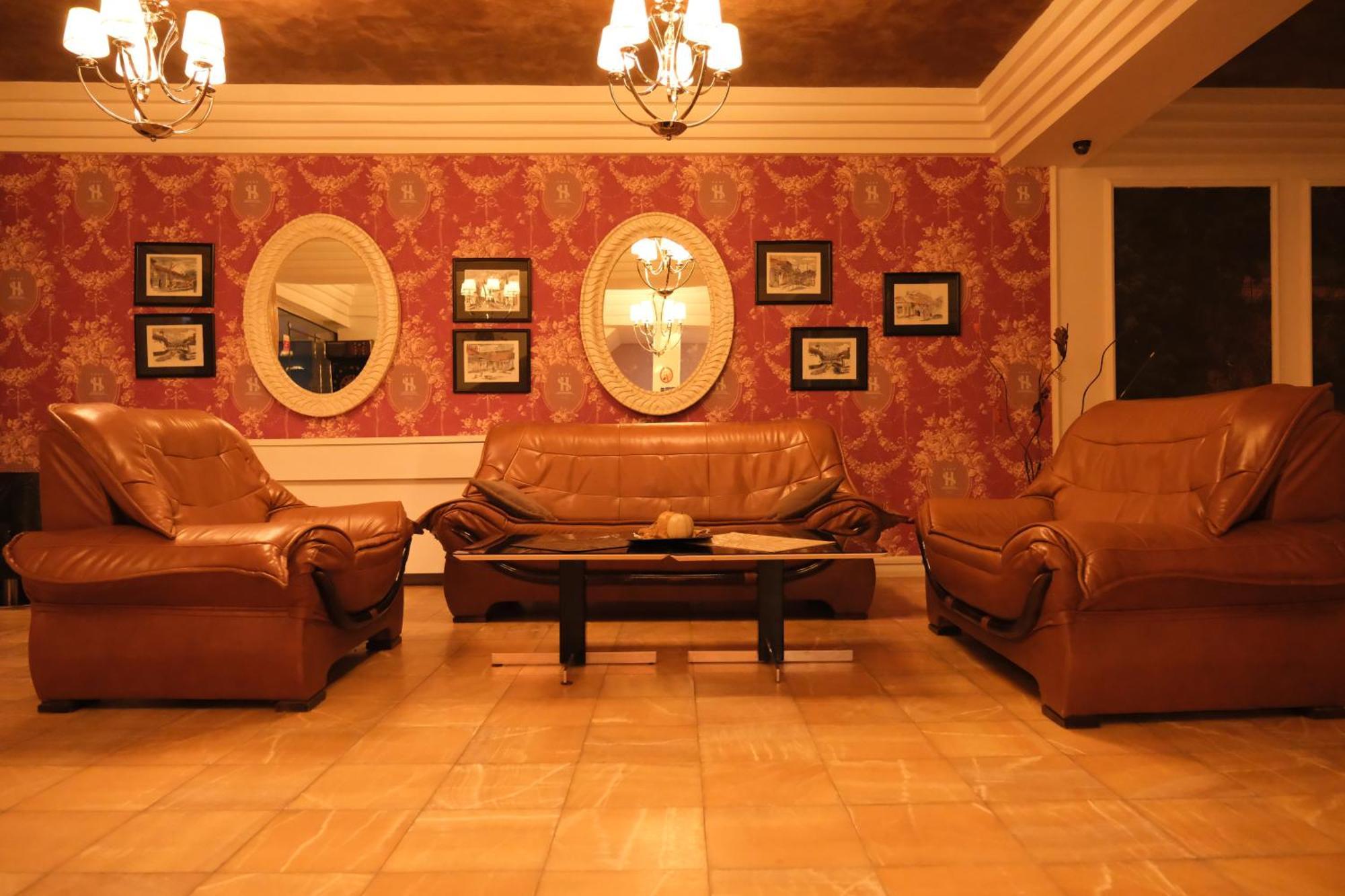 Hotel Sara & Spa Prishtinë Luaran gambar