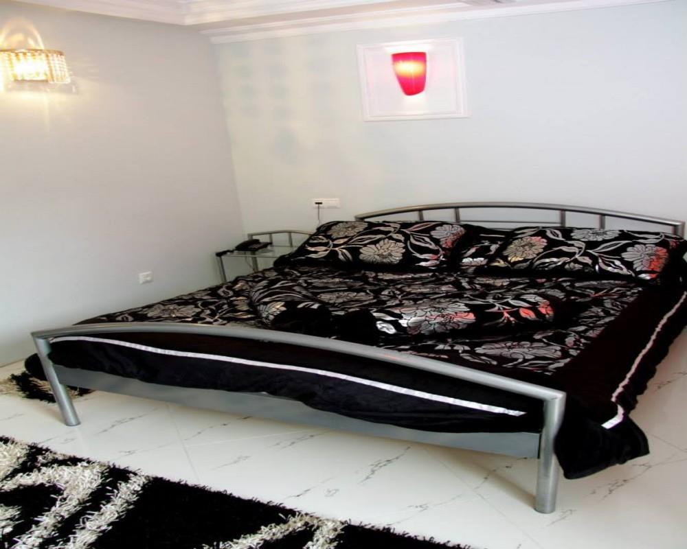 Hotel Sara & Spa Prishtinë Luaran gambar